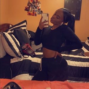 Meet your Posher, Alexis